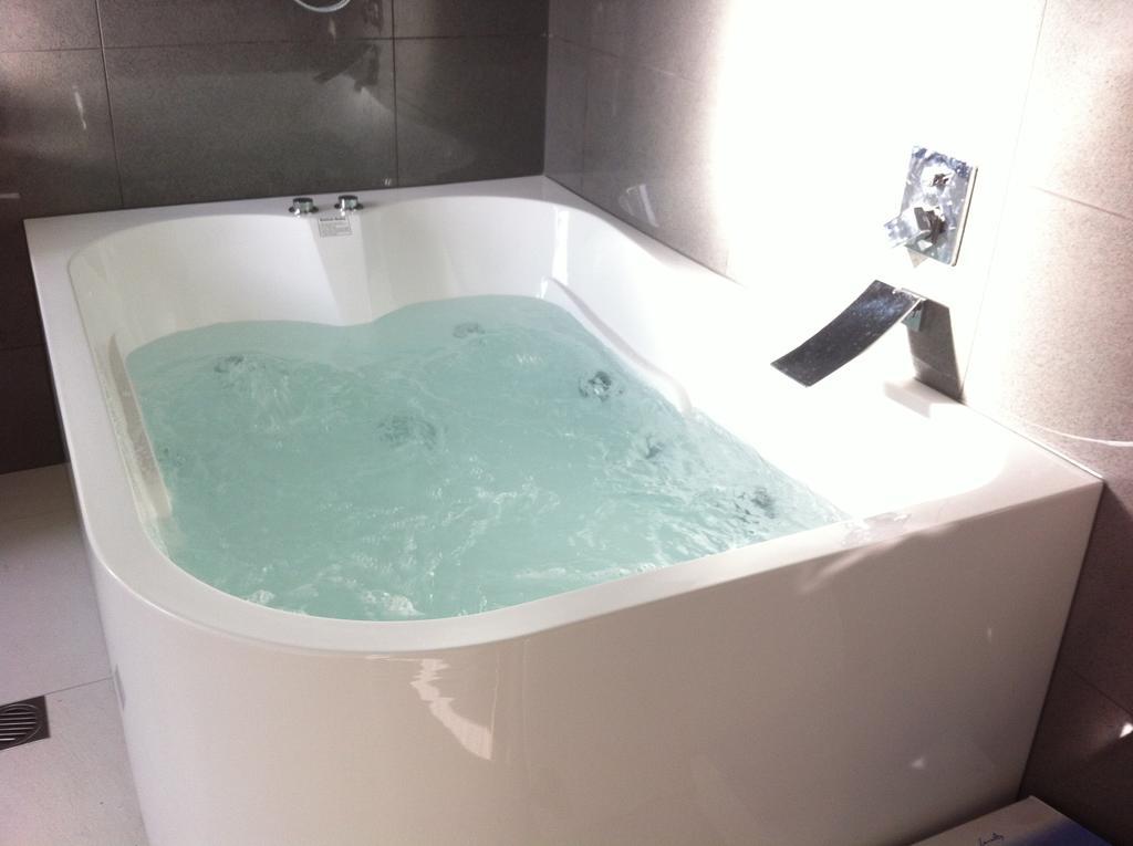 Sea Salt Bnb Rosebud Room photo