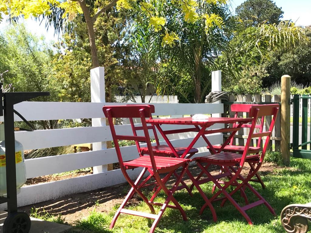 Sea Salt Bnb Rosebud Exterior photo